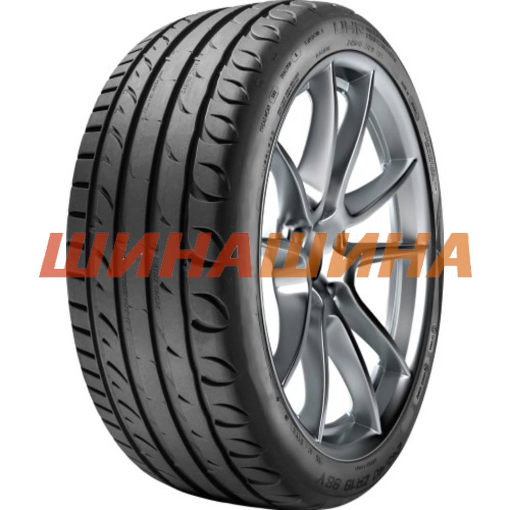 Kormoran Ultra High Performance 215/60 R17 96H